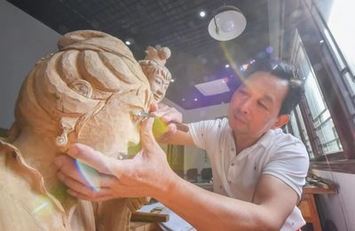 喜訊！甬江木雕大師作品《玉堂清韻》榮獲全國金獎，盡顯東方美學與匠心傳承