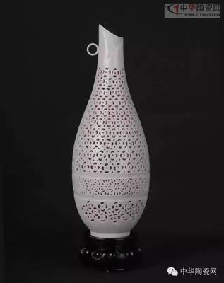 癡心鏤雕瓷通花——通花瓷雕大師陳明華的工藝美術世界